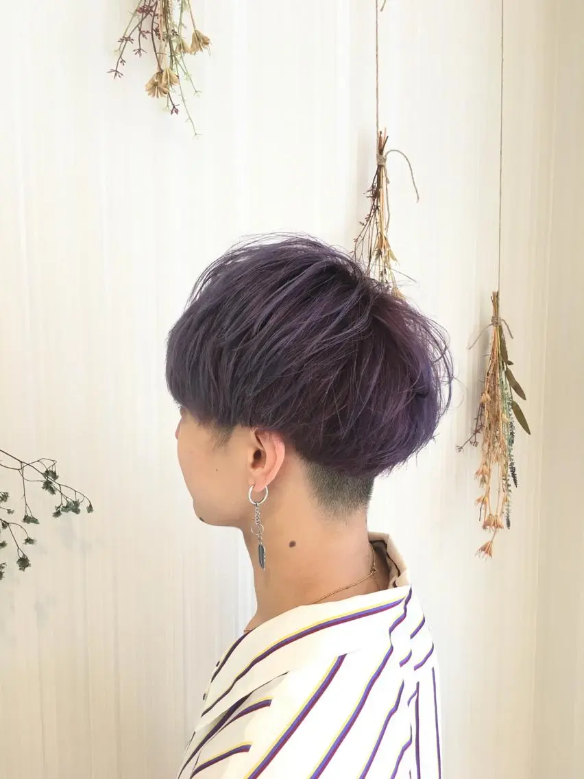 ショート カラー メンズ マッシュ ヘアカラー トリートメント ハイトーン/ブリーチ 山崎 悠次のヘアスタイル