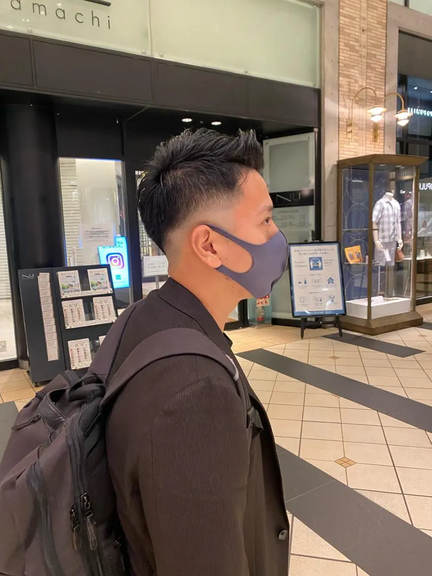 メンズ ビジネス フェードカット unopulir 景山 凌のヘアスタイル