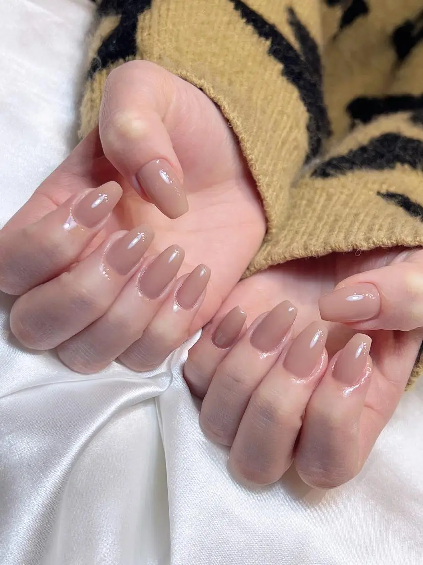 ネイル ワンカラーネイル bijou nails　蓮のネイルデザイン