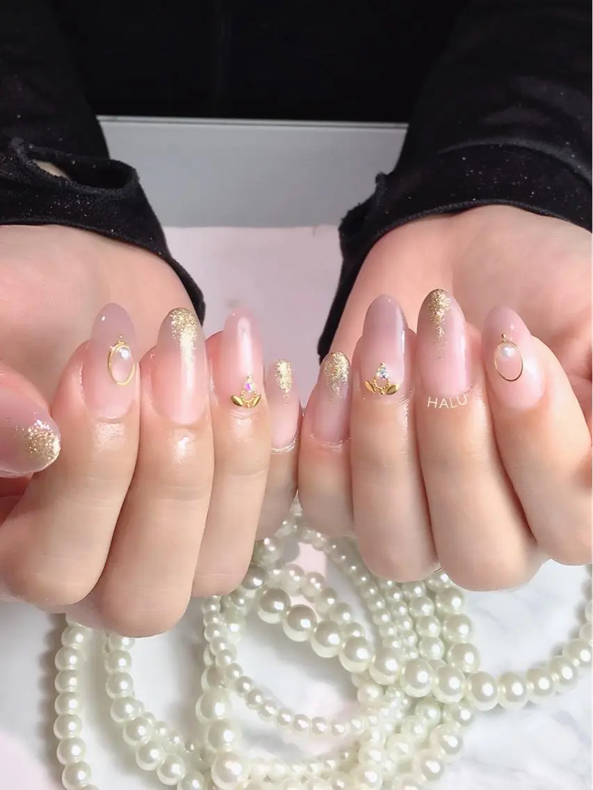ネイル ニュアンスネイル HALU ハルのネイルデザイン