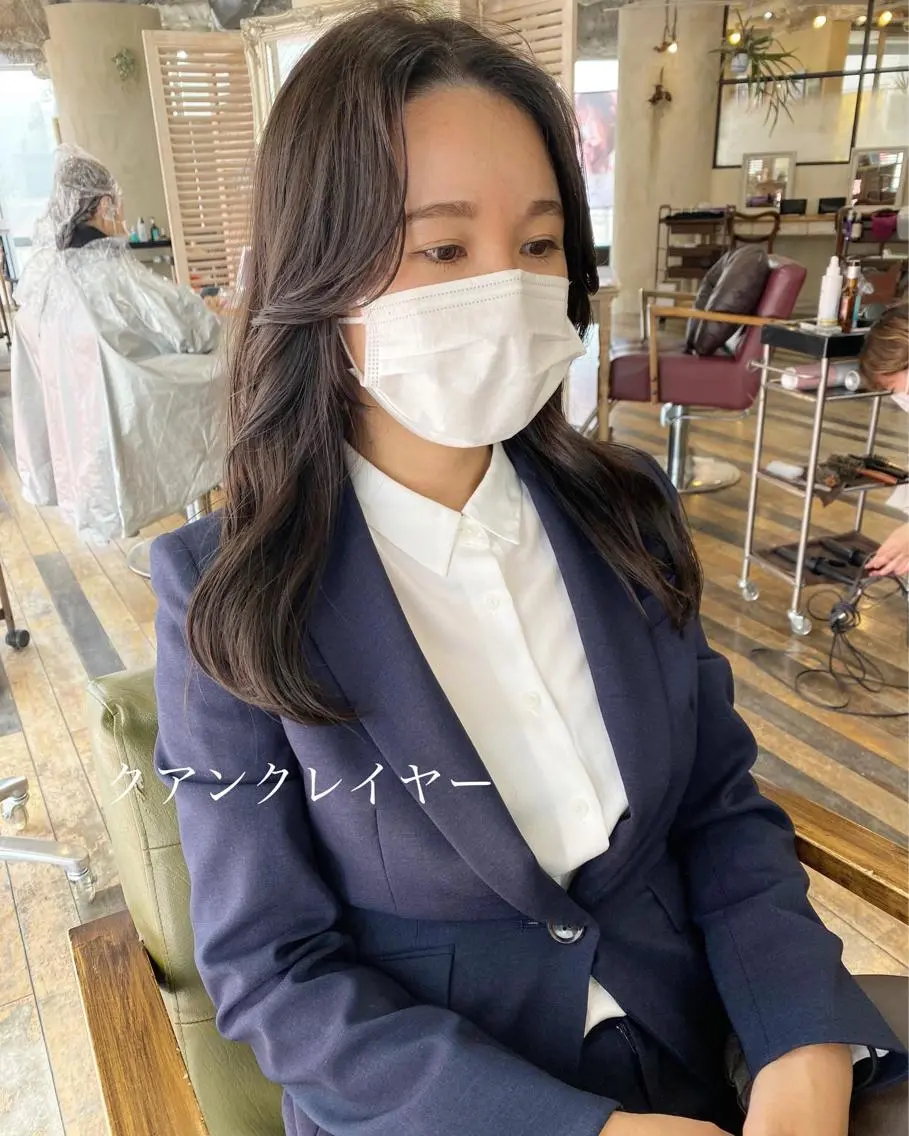 セミロング 韓国風ヘア 鎌倉 彩のヘアスタイル