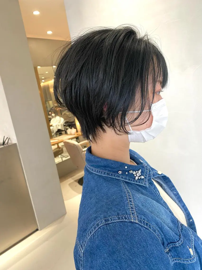 ショート カラー アッシュ アッシュグレー アッシュグレージュ ブリーチ グレージュ カット ヘアカラー トリートメント 谷合 貴志のヘアスタイル