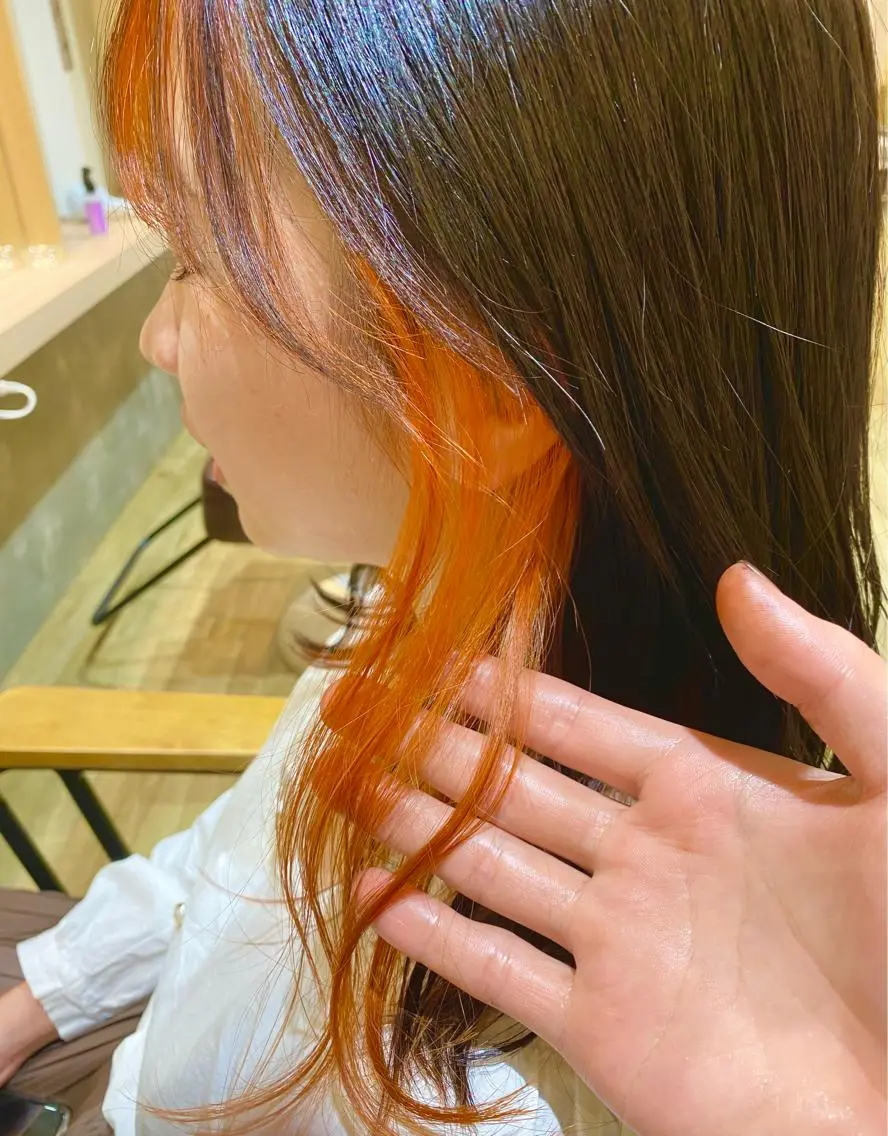 セミロング カラー インナーカラー オレンジ ヘアカラー トリートメント マンツーマン/透明感 foi hairのヘアスタイル
