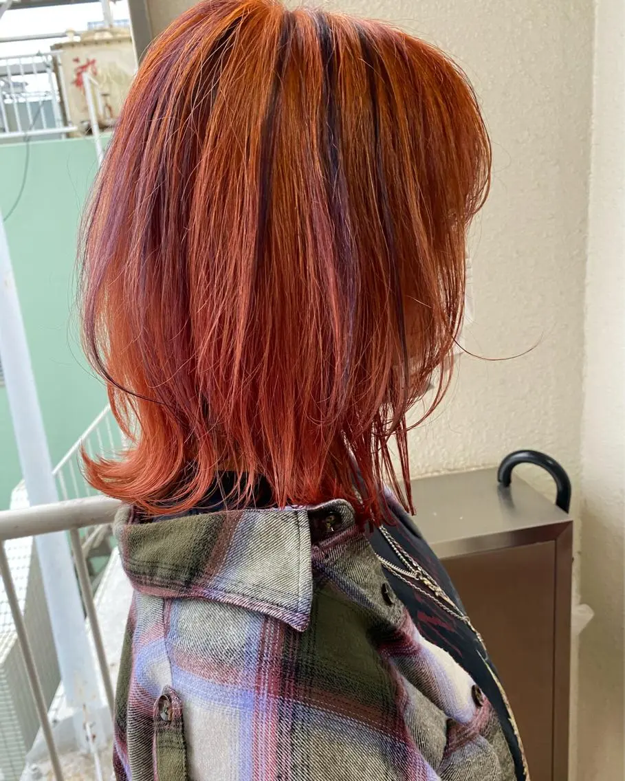 ミディアム カラー ブリーチ ハイライトカラー オレンジ ピンクカラー バイオレットカラー ヘアカラー トリートメント せこぐち まいのヘアスタイル