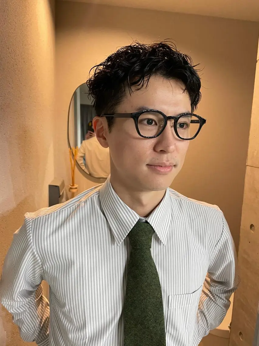 ショート パーマ メンズ 吉田一輝 外国人パーマのヘアスタイル