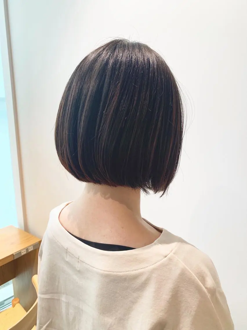セミロング カラー ヘアアレンジ 透明感カラー ボブ/ 髪と心を整える美容師のヘアスタイル
