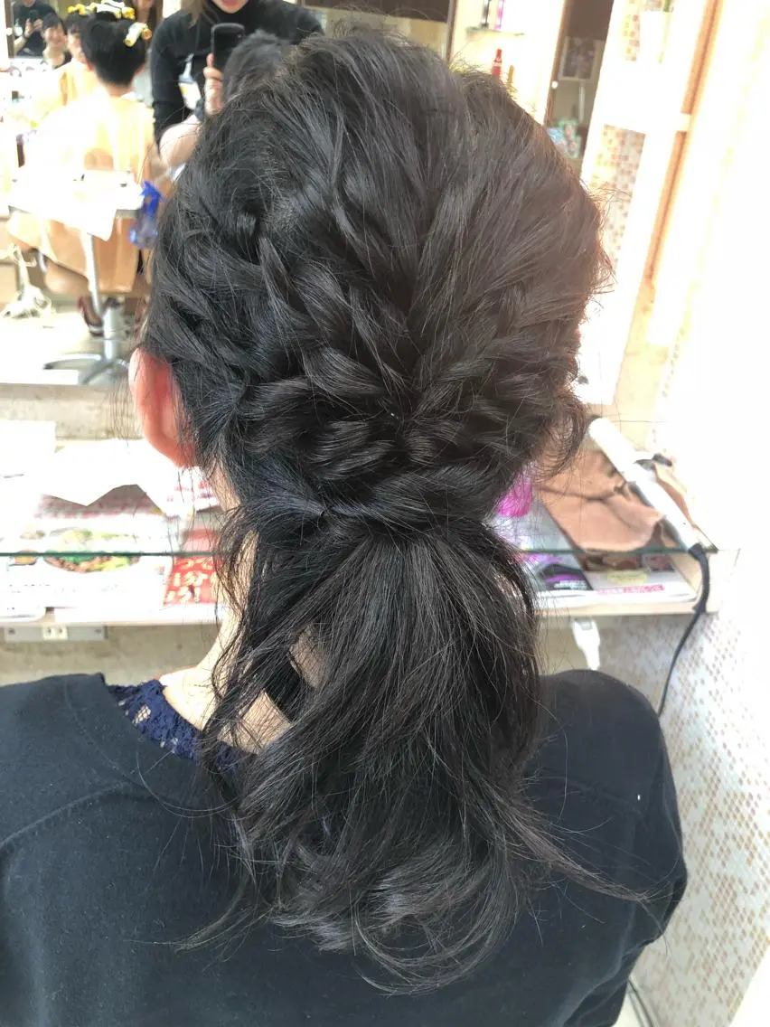 ミディアム ヘアアレンジ 髪飾り Minami .のヘアスタイル