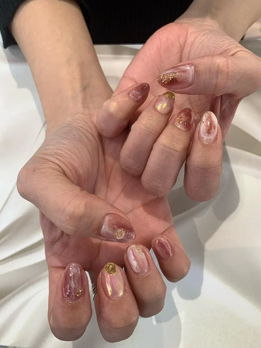 ネイル ニュアンスネイル マキノ ユイのネイルデザイン