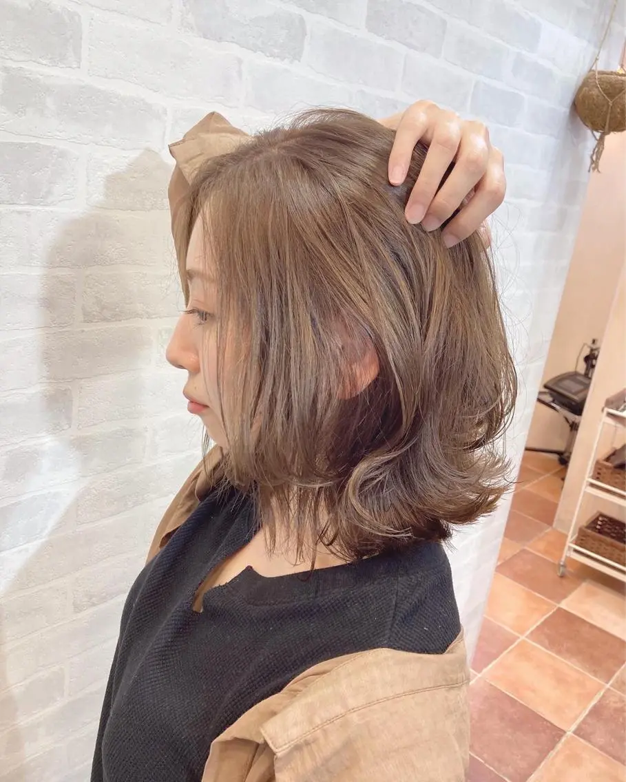 ミディアム ボブレイヤー ボブ レイヤーカット 大澤 唯のヘアスタイル