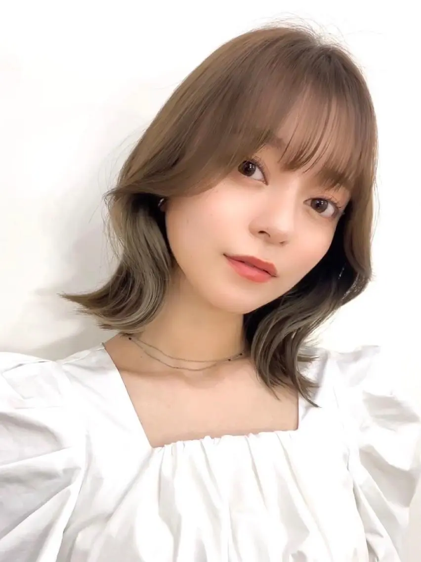 ミディアム カラー パーマ ヘアアレンジ 切りっぱなしボブ アディクシーカラー ブリーチ 透明感カラー イルミナカラー 小野寺瑞希 /最小顔カットのヘアスタイル