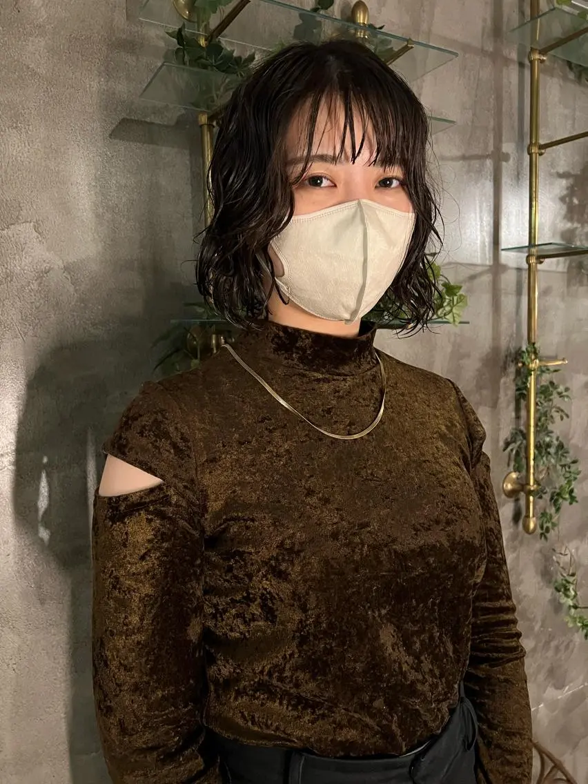 ミディアム カラー パーマ カット ヘアカラー パーマ 圧倒的デザイン力 店長🎨RENAのヘアスタイル