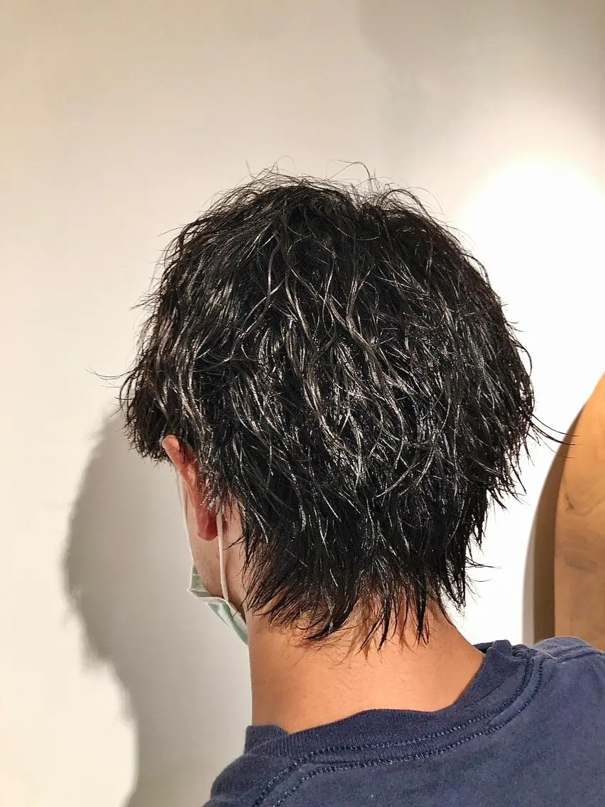 ショート パーマ メンズ アップバング ビジネス マッシュ メンズパーマ メンズツイストパーマ 高橋 英彦のヘアスタイル