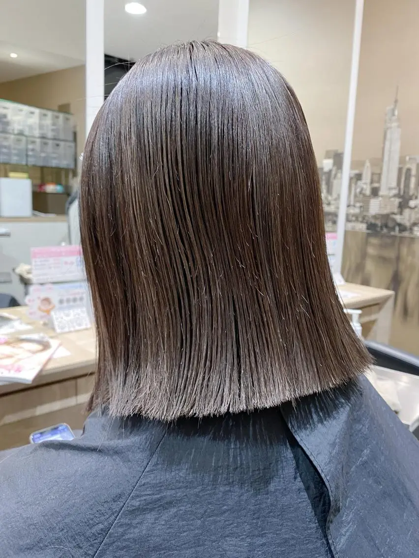 ミディアム カラー バレイヤージュ ボブ レイヤーカット ボブ・レイヤーカット 吉敷航一のヘアスタイル