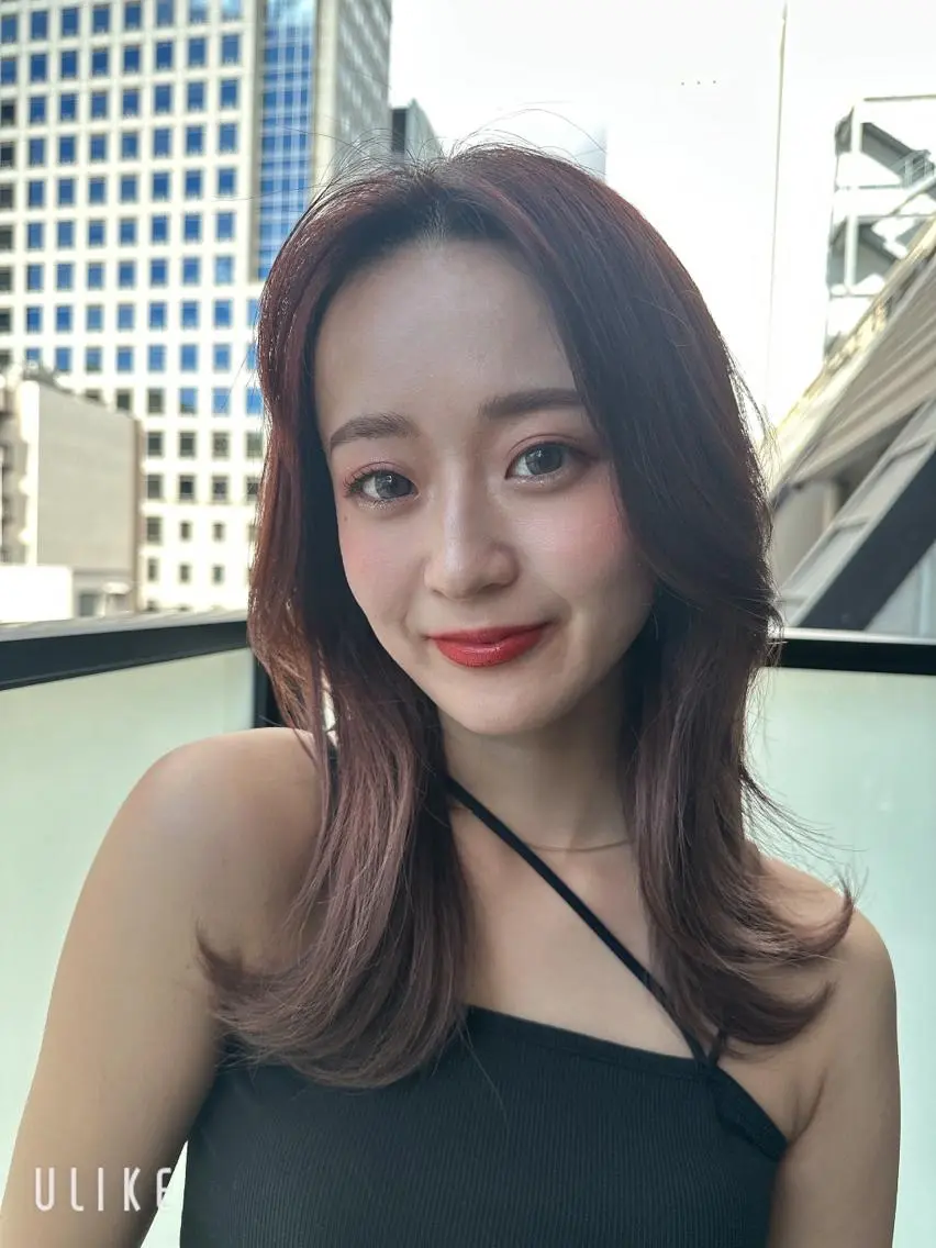 セミロング ✨縮毛矯正✨レイヤー ホウダカズヒロのヘアスタイル
