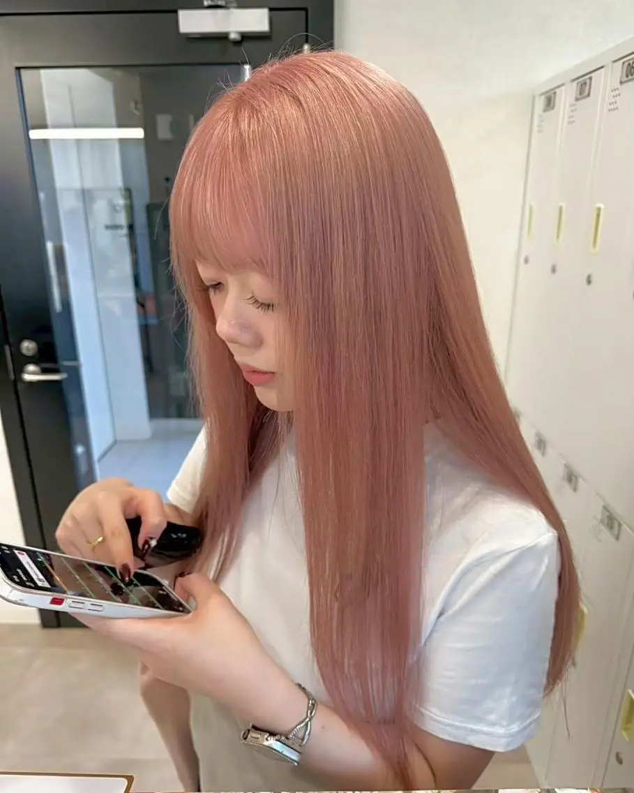 ロング カラー ピンクカラー ロング 🎀ブリーチ ハイト ーン ♡Kanon♡のヘアスタイル