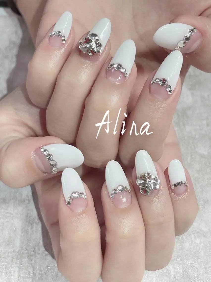 ロング Alina エリナのネイルデザイン