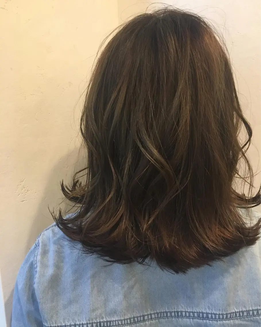 セミロング カラー ベージュカラー ハイライトカラー ハイライト TOWA 野村　コウダイのヘアスタイル