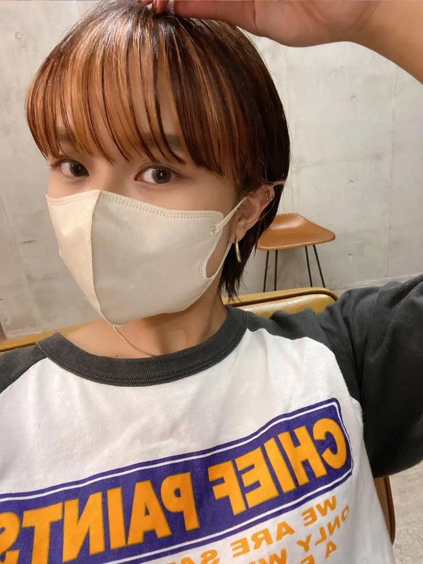 ショート カラー カット SALTWATER AYARIのヘアスタイル