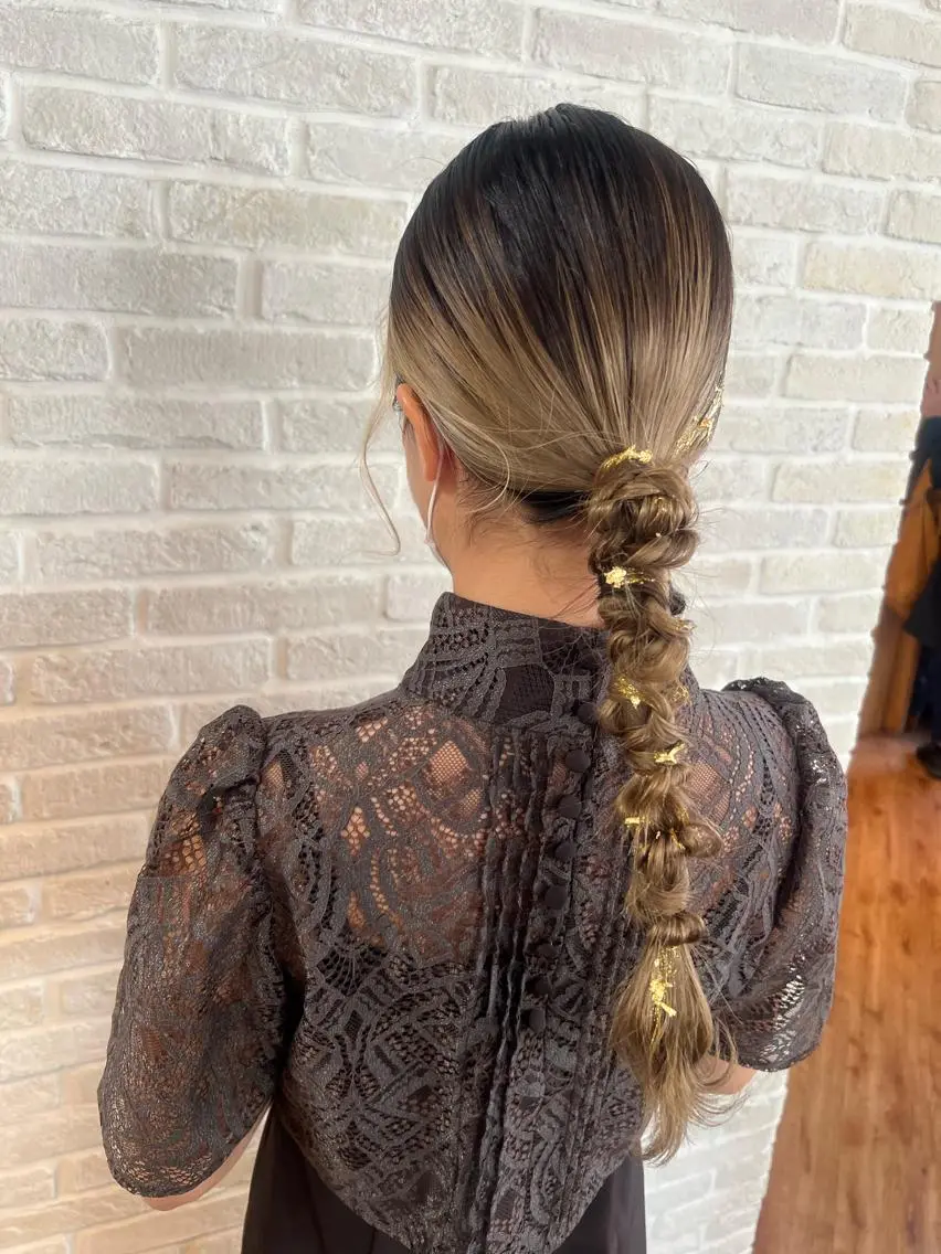 ロング ヘアアレンジ Topstylist YUKIのヘアスタイル