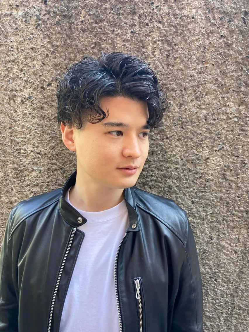 ショート カラー パーマ ヘアアレンジ メンズ ちこ .のヘアスタイル