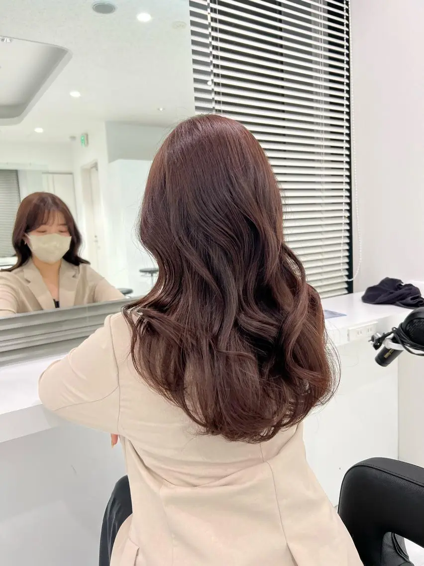 ロング カット ヘアカラー トリートメント ヘアセット ケアブリーチ/まつパ マツエク/sEnAのヘアスタイル