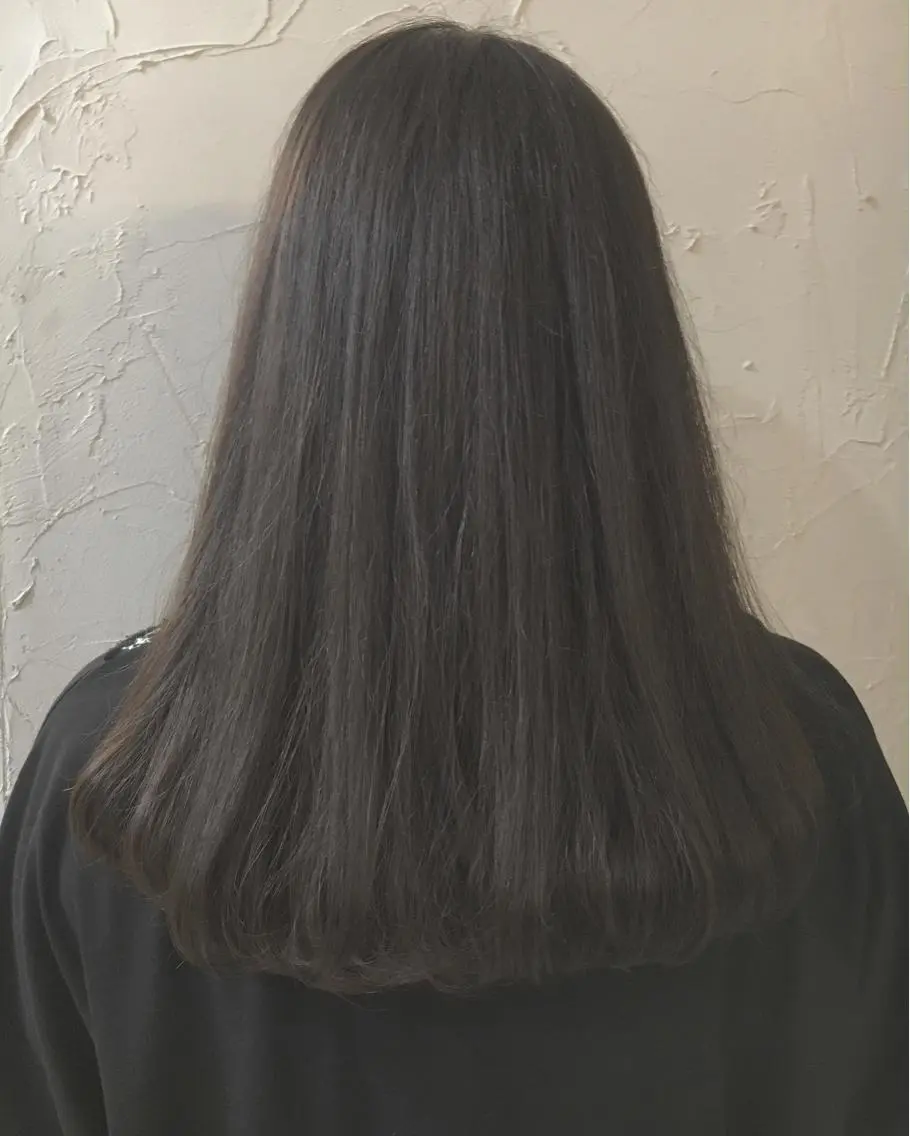 セミロング ロング カラー LoRE hair 四条河原町　西尾友里のヘアスタイル