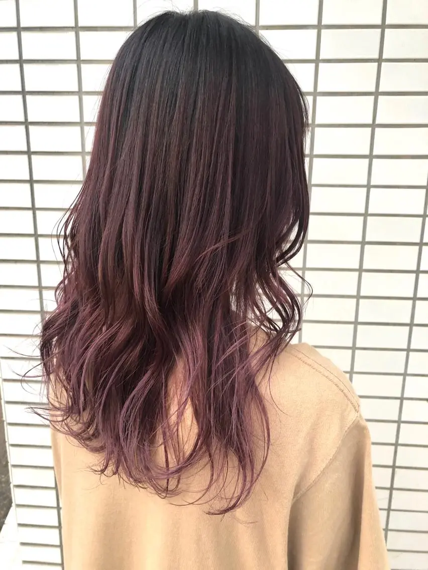 ロング Kaede .のヘアスタイル