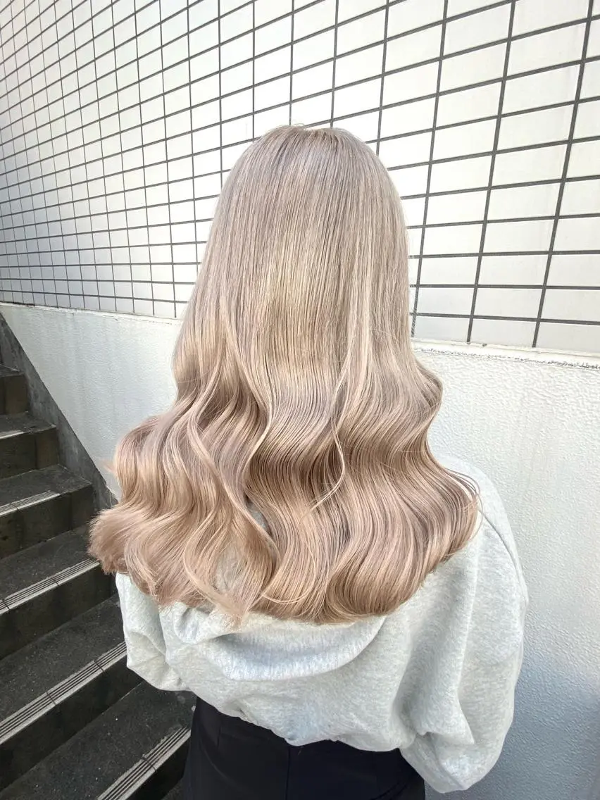 ロング カラー エフェクトブリーチ 🌟前澤啓太朗のヘアスタイル