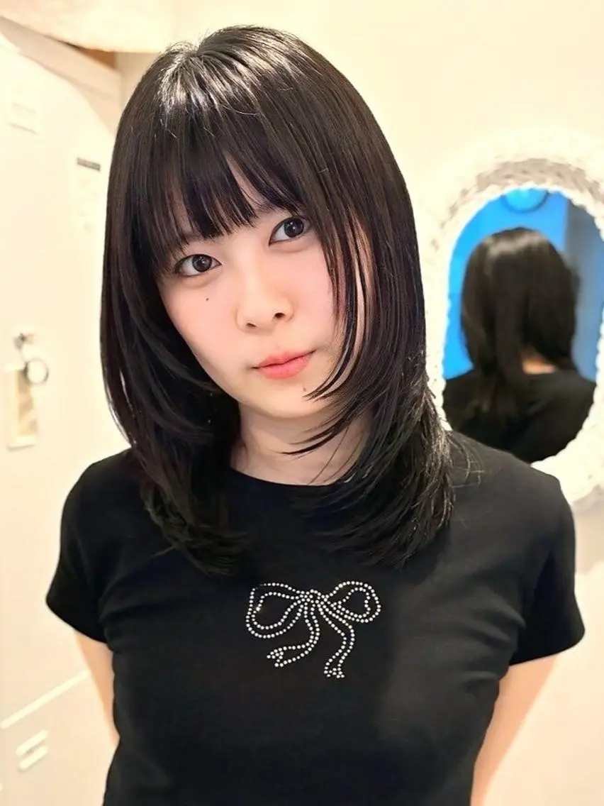 ミディアム カラー 透明感カラー loty すずなのヘアスタイル