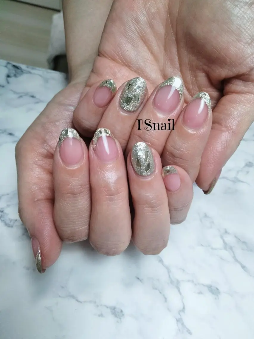 ネイル フレンチネイル ガラスフレンチ ハンドネイル I'S nail 佐野のネイルデザイン