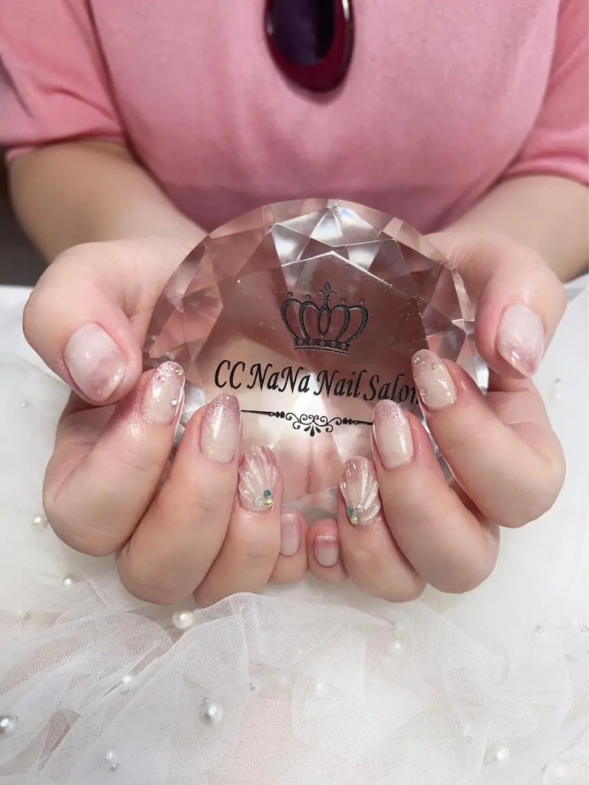 ネイル 持ち込み ハンドネイル 💎CC・NaNa 韓国風ネイル🌙Cのネイルデザイン