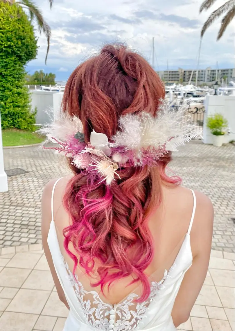 セミロング ヘアアレンジ ハーフアップ ヘアセット 鈴木 沙羅のマツエク・マツパデザイン