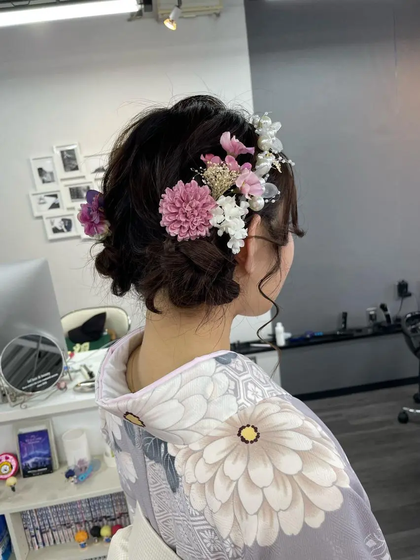 ヘアアレンジ お団子ヘア 卒業式のヘアスタイル オノ アカネのヘアスタイル