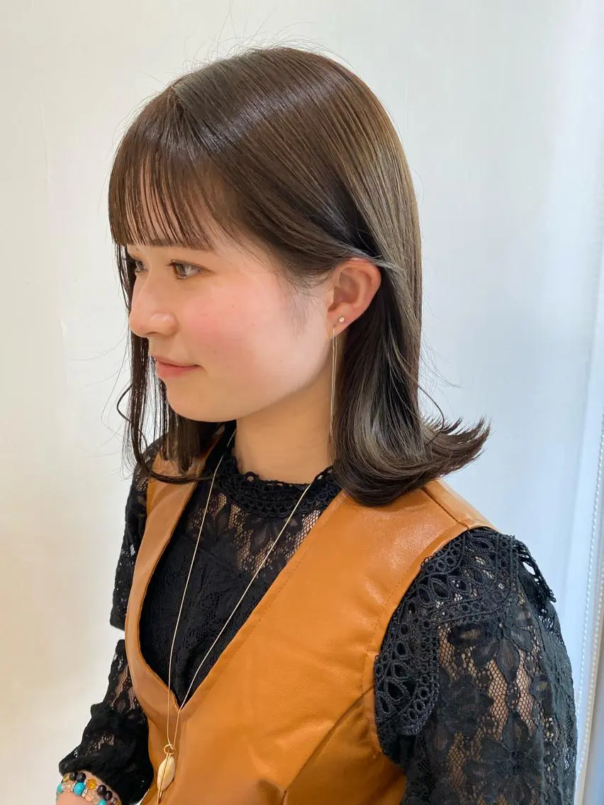 ミディアム カラー 栄/平日限定✨ REIRIのヘアスタイル