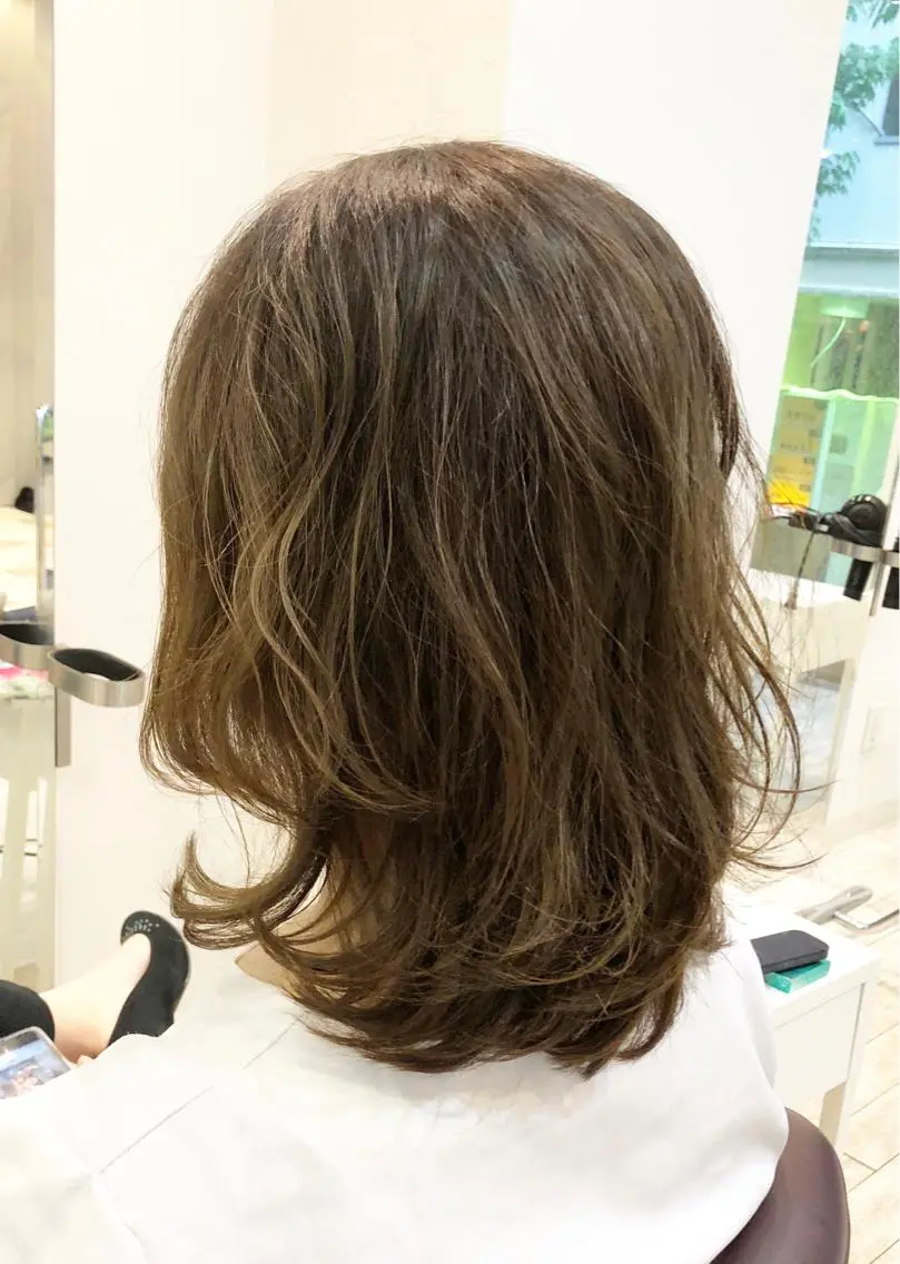 ショート カラー 中村 よしひでのヘアスタイル