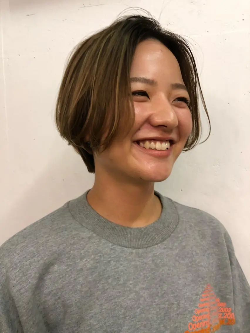 ショート カラー eri kinjoのヘアスタイル