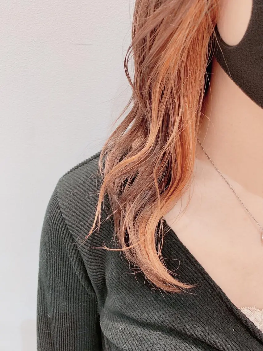 ミディアム カラー イヤリングカラー ヘアカラー トリートメント 🦖鶴岡 香純🦖のヘアスタイル
