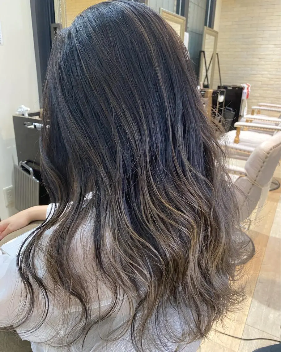 セミロング ヘアカラー トップスタイリスト/ アユミのヘアスタイル