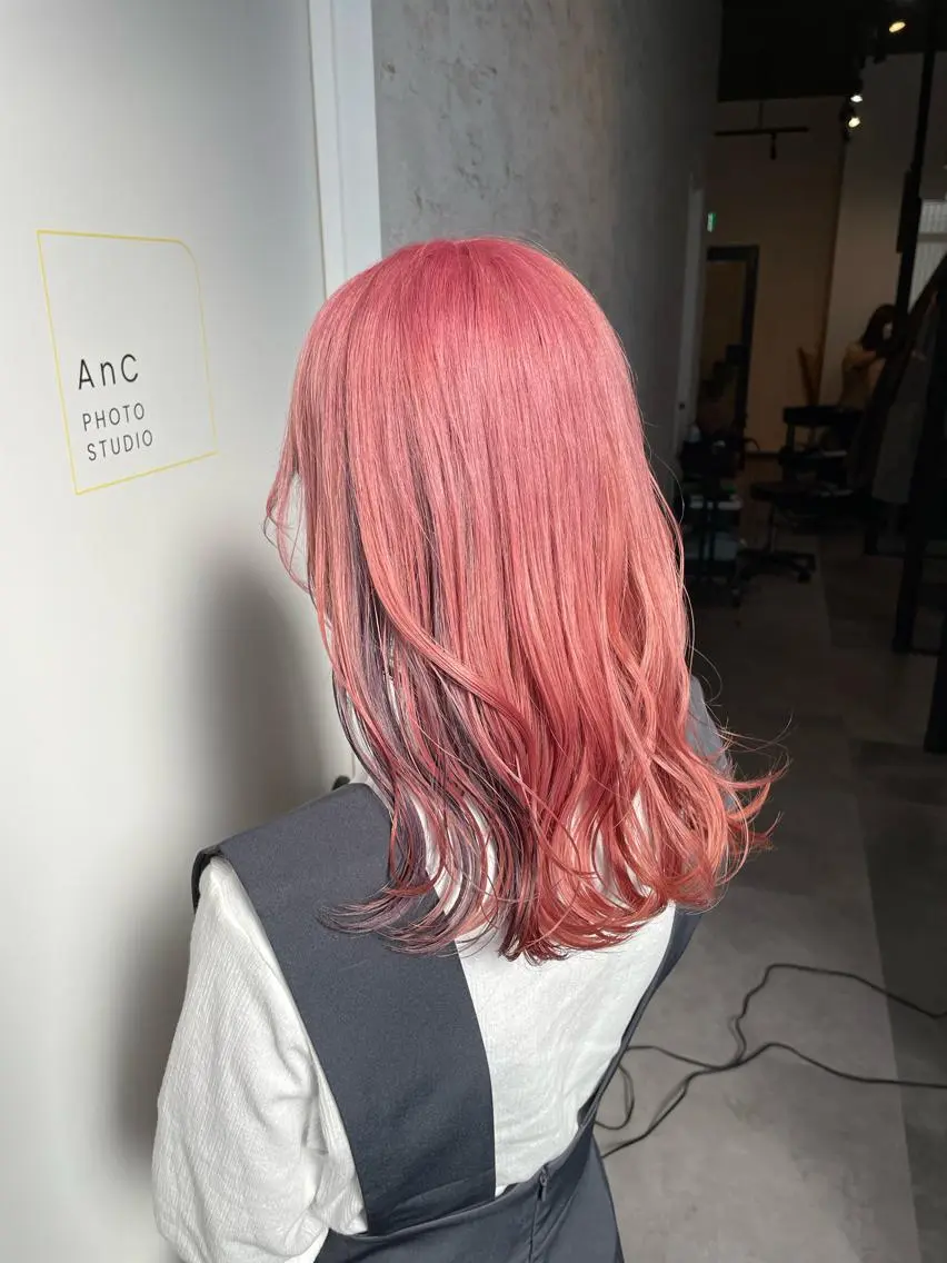 セミロング カラー ブリーチ カット ヘアカラー 👑髪質改善カラー 中垣斗希のヘアスタイル
