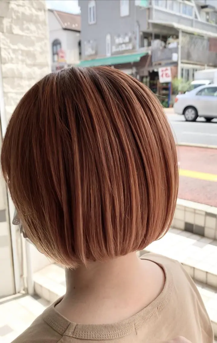 ミディアム ミストバング ハイライト ヘアカラー 片山 果美のヘアスタイル