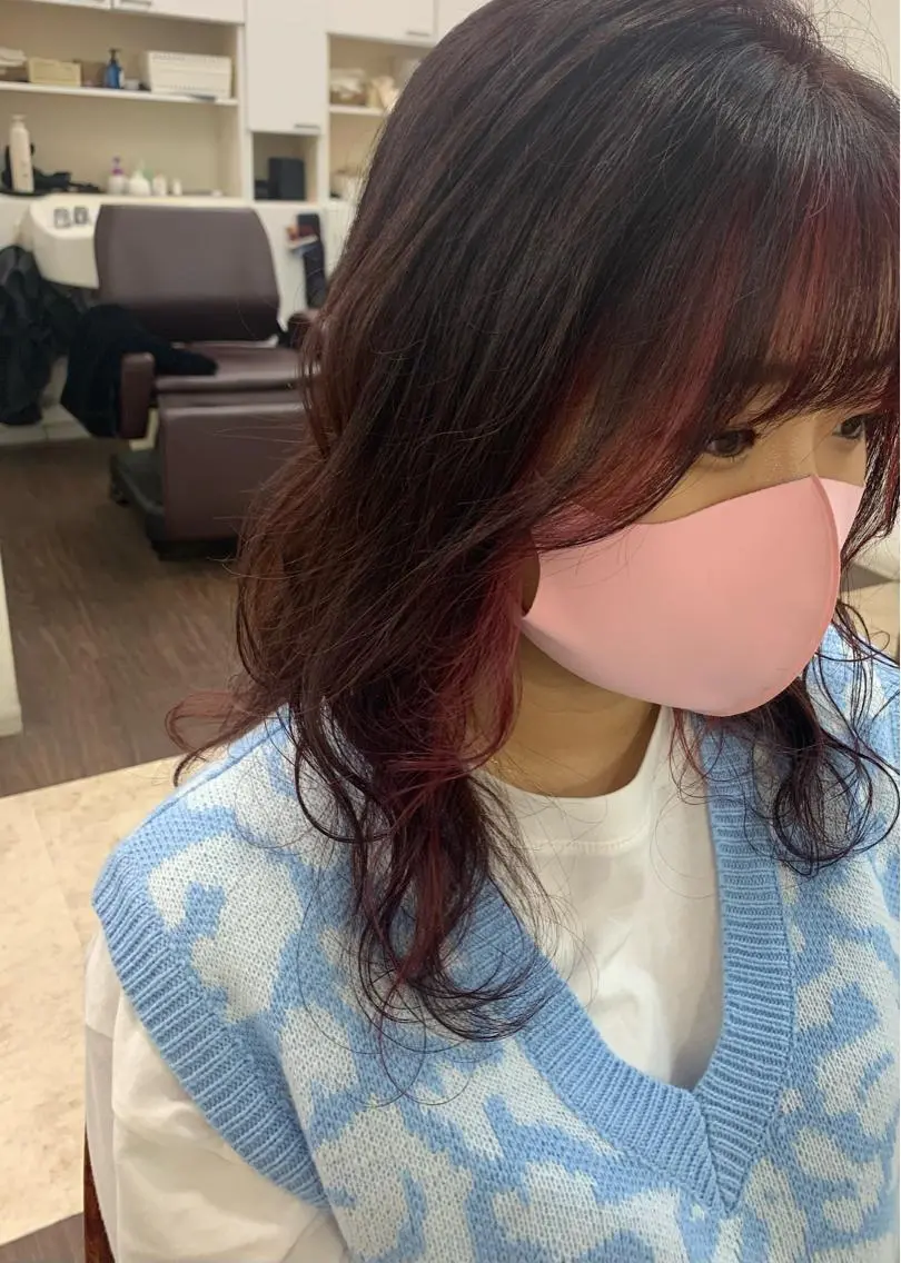 セミロング カラー ヘアアレンジ ミストバング  フェイスフレーミング ピンクカラー ハセガワ セイカのエステ・リラクイメージ
