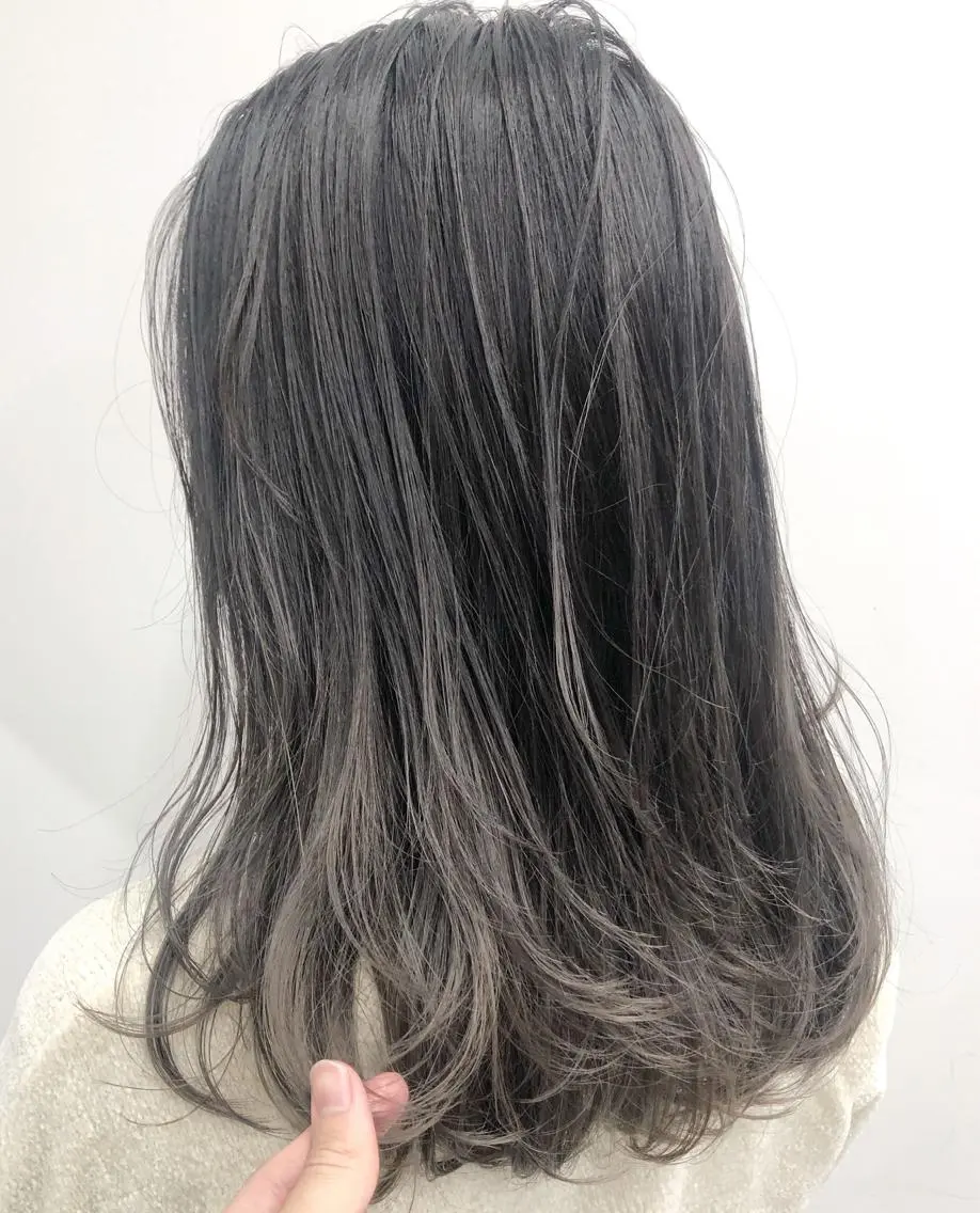 セミロング カラー 艶髪💫透明感💖 Sato Toyoのヘアスタイル