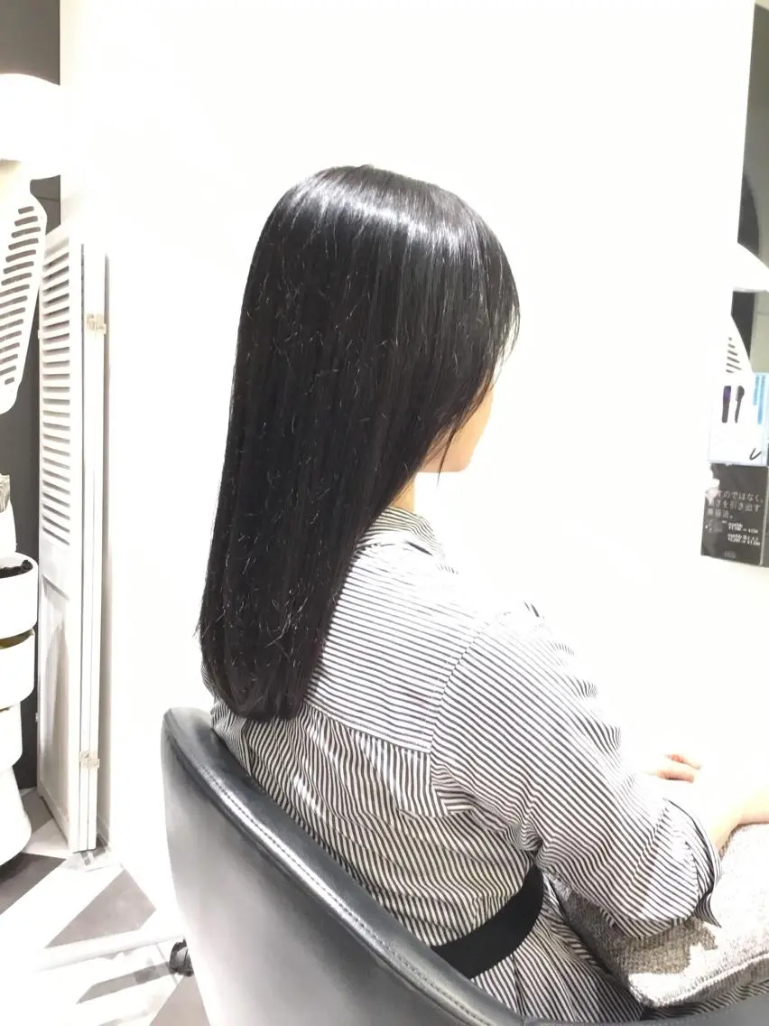 セミロング カラー ✨あなたのお悩み解消 美容師✨TOMOKAのヘアスタイル