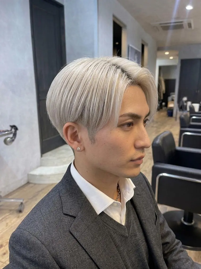メンズ 氏家勝悟深夜営業OK メンズstylistのヘアスタイル