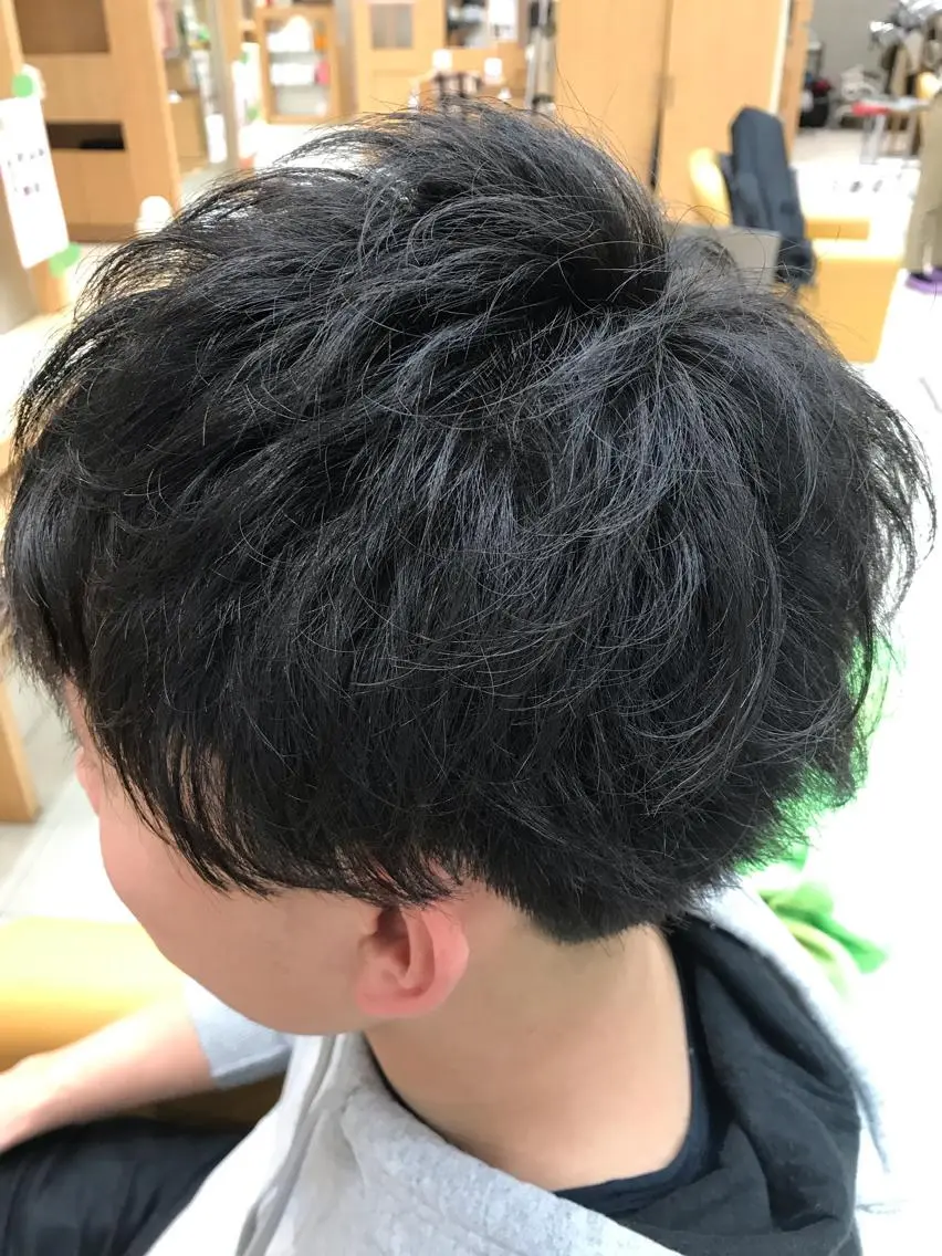 メンズ マッシュ カット パーマ トリートメント レイヤー・波巻き RYOSUKEのヘアスタイル