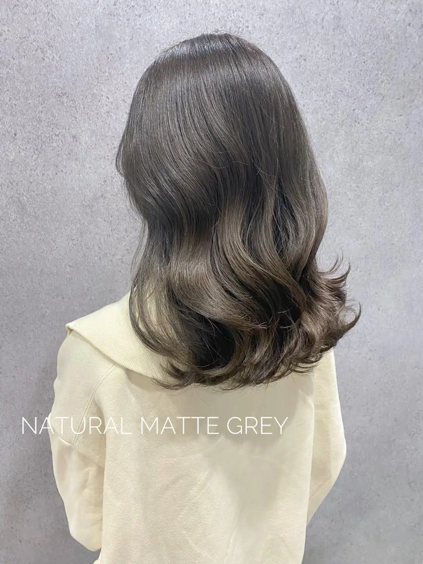 セミロング カラー ブリーチ ケアブリーチ ハイトーンカラー 髪質改善 ヨシンモリ YUKA🐻‍❄️ 🎀当日予約ok/のヘアスタイル