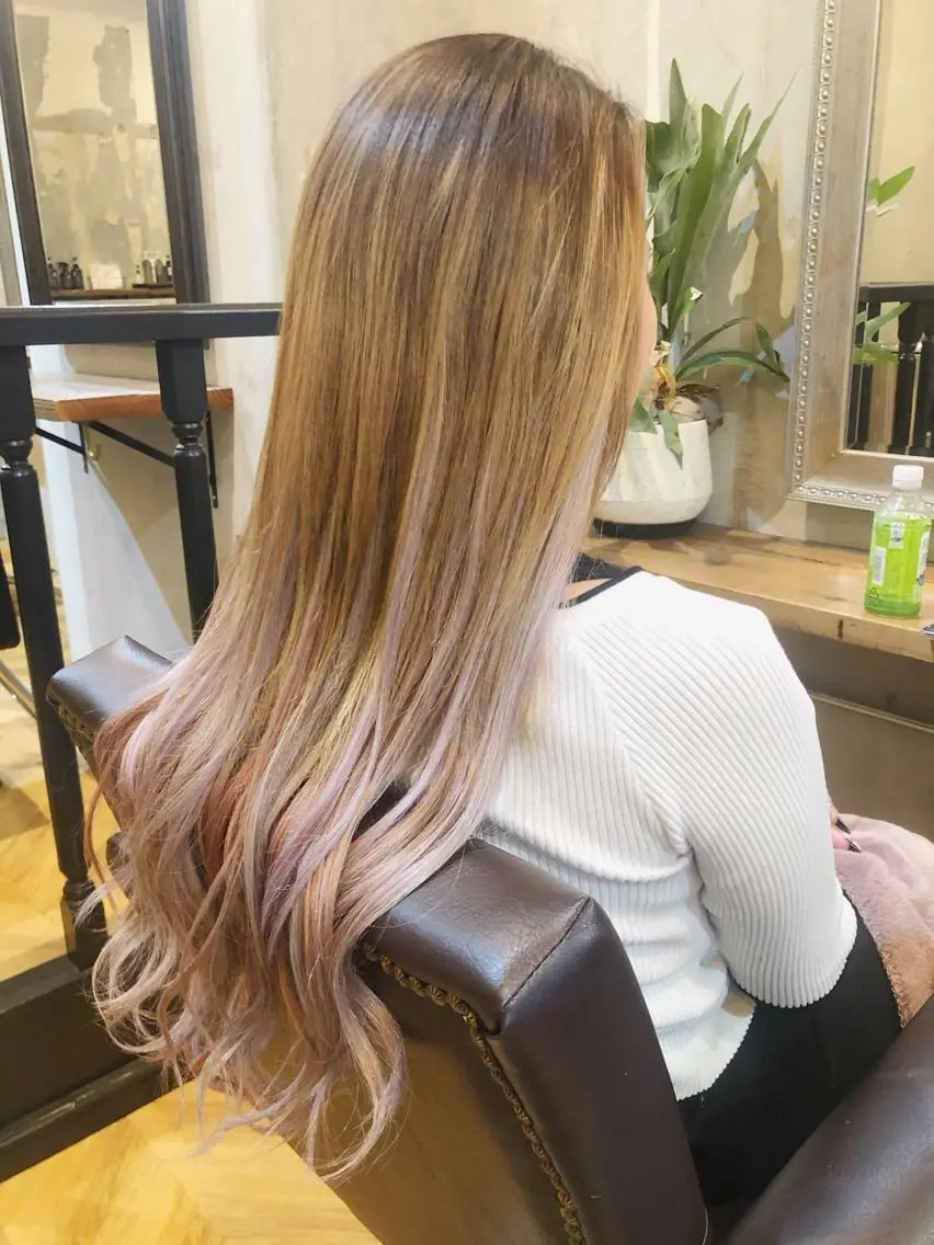 ロング パープルカラー エクステ指名No.1 【店長】橘田のヘアスタイル