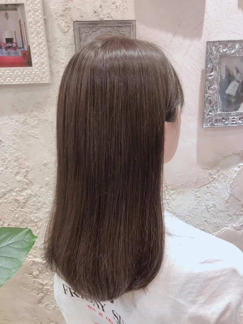 ミディアム カット ヘアカラー トリートメント 代表山口ひな 髪質改善のプロのヘアスタイル