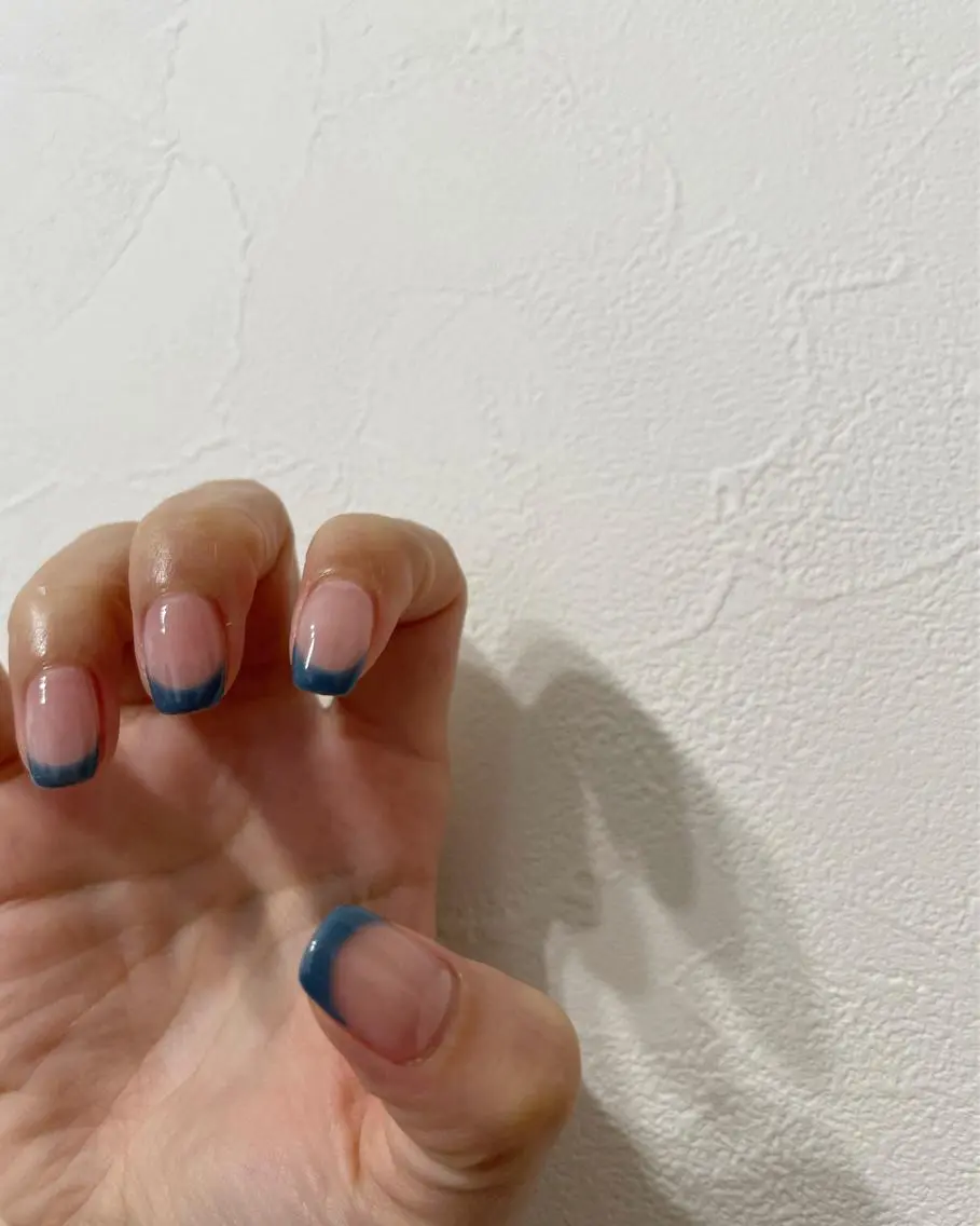 ネイル ブルー ハンドネイル フットネイル kiii.__ ✴︎*のネイルデザイン