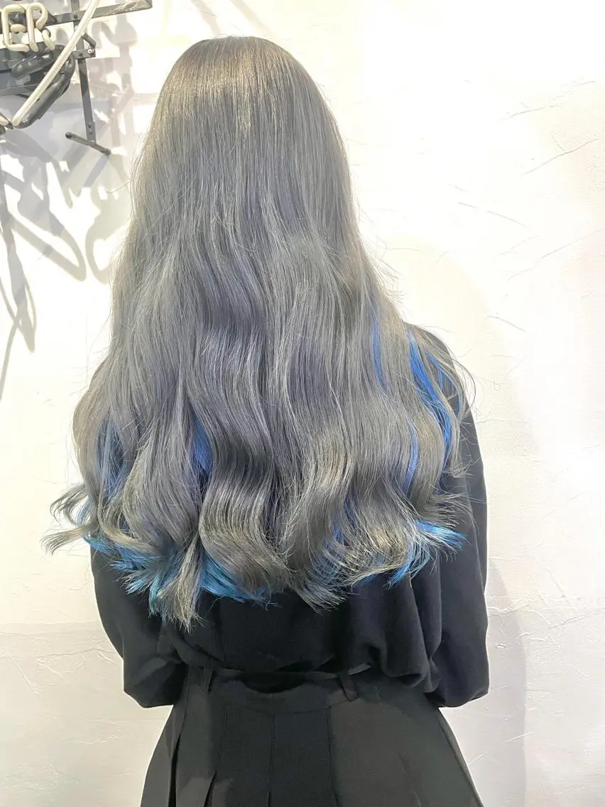 ロング Lit.豊橋 夏目のヘアスタイル